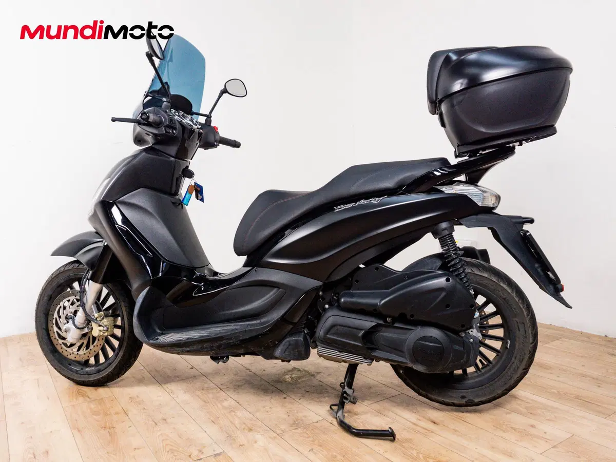 Piaggio Beverly 300 ABS-ASR (2021 - 25) (7)