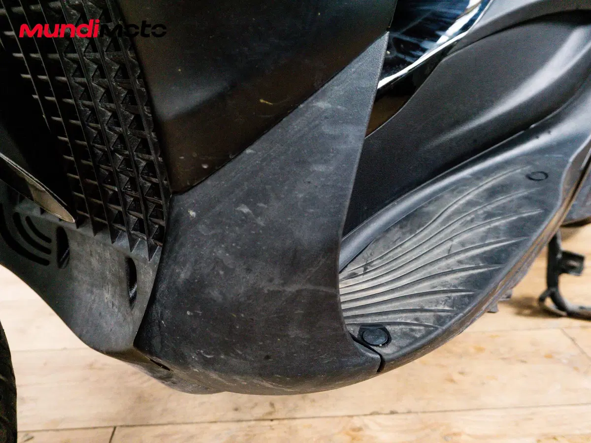 Piaggio Beverly 300 ABS-ASR (2021 - 25) (13)