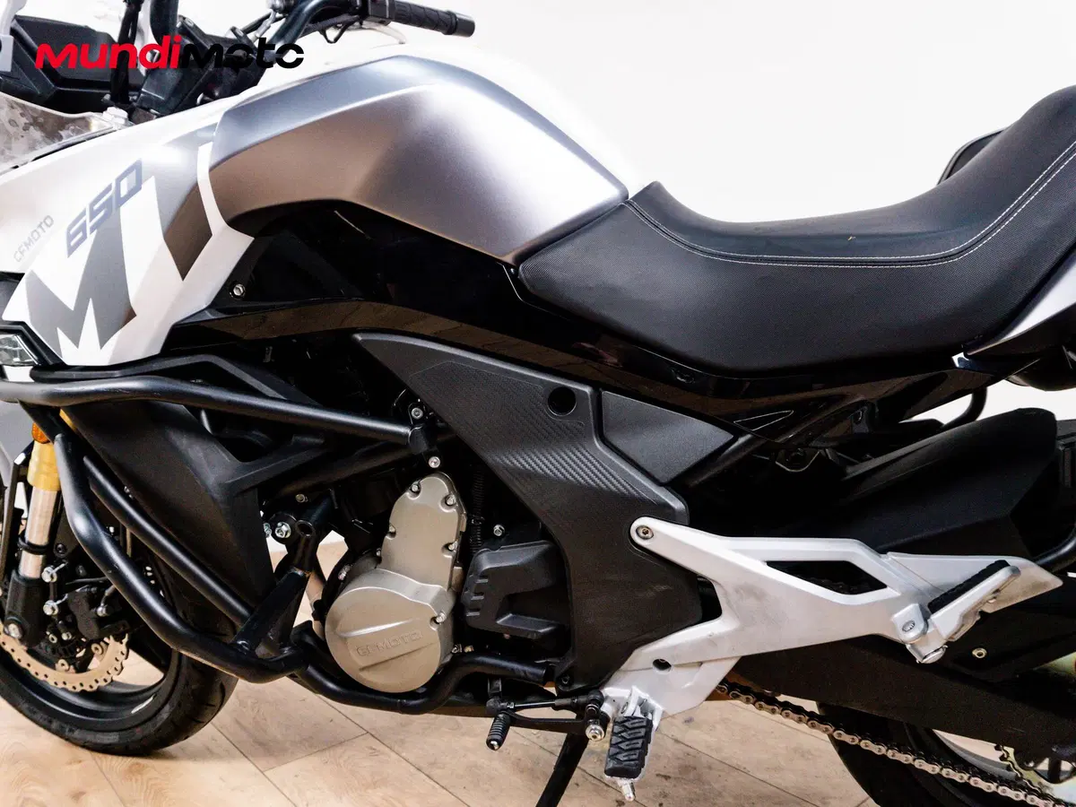 CFMOTO 650MT (2019 - 20) (10)