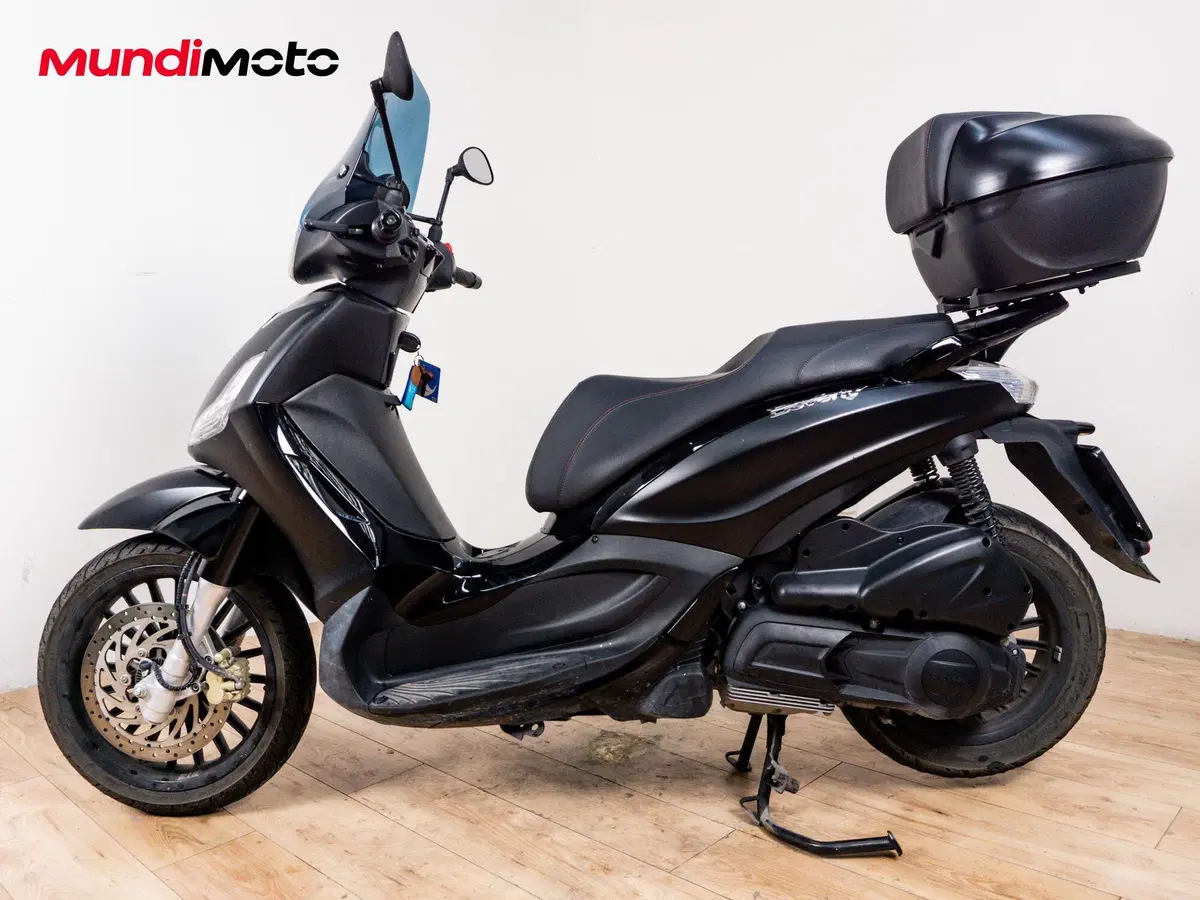 Piaggio Beverly 300 ABS-ASR (2021 - 25) (6)