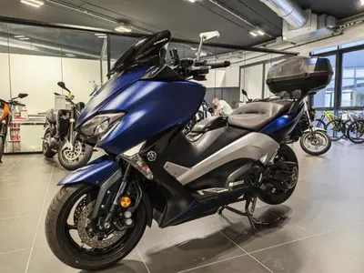 Yamaha T-Max 530 DX (2017 - 19) usata