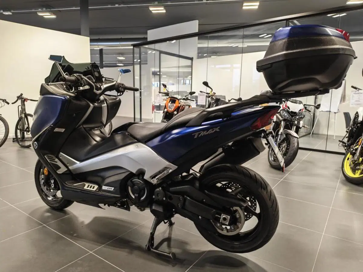 Yamaha T-Max 530 DX (2017 - 19) (6)