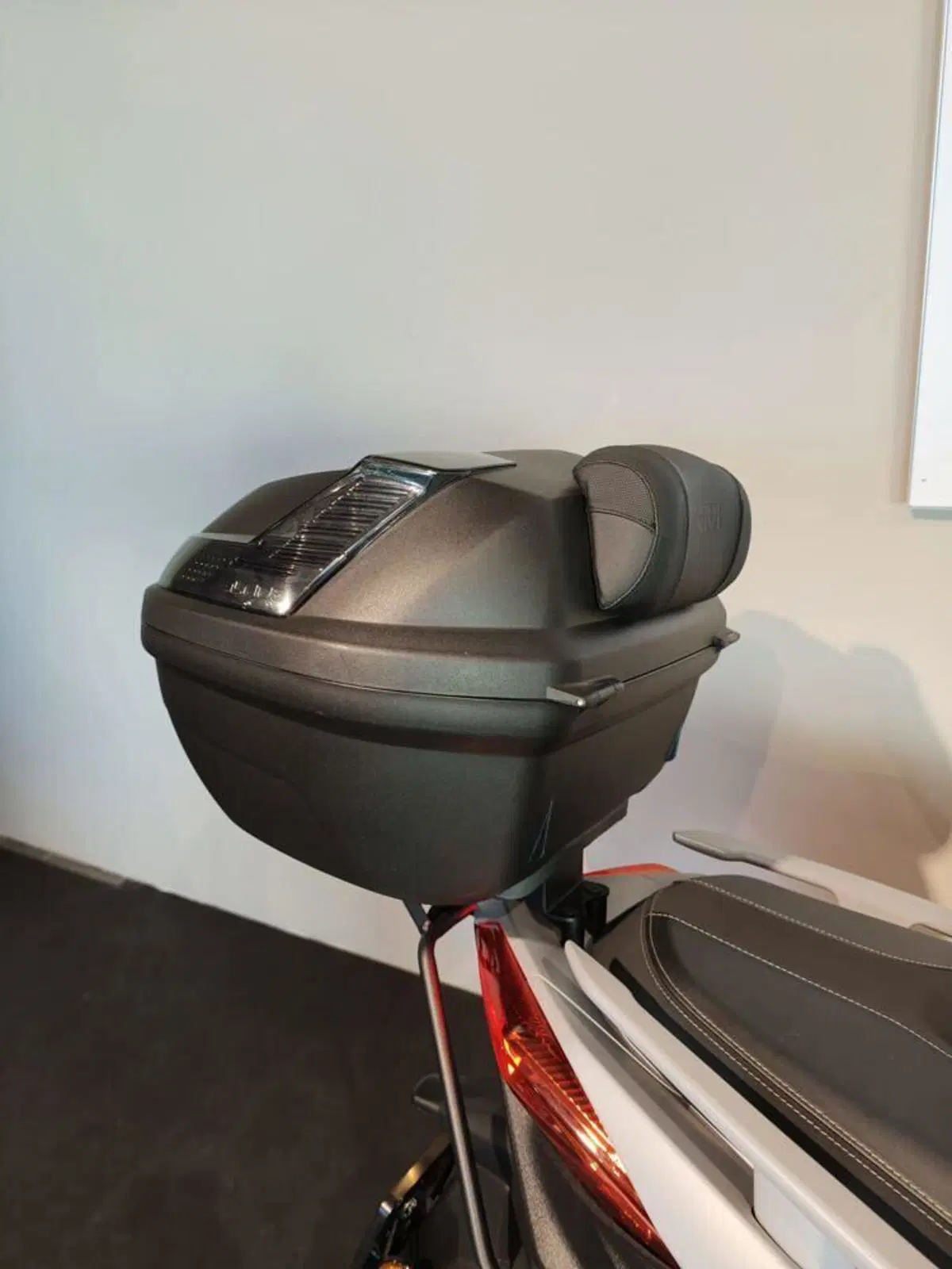 Yamaha X-Max 300 (2021 - 24) (5)