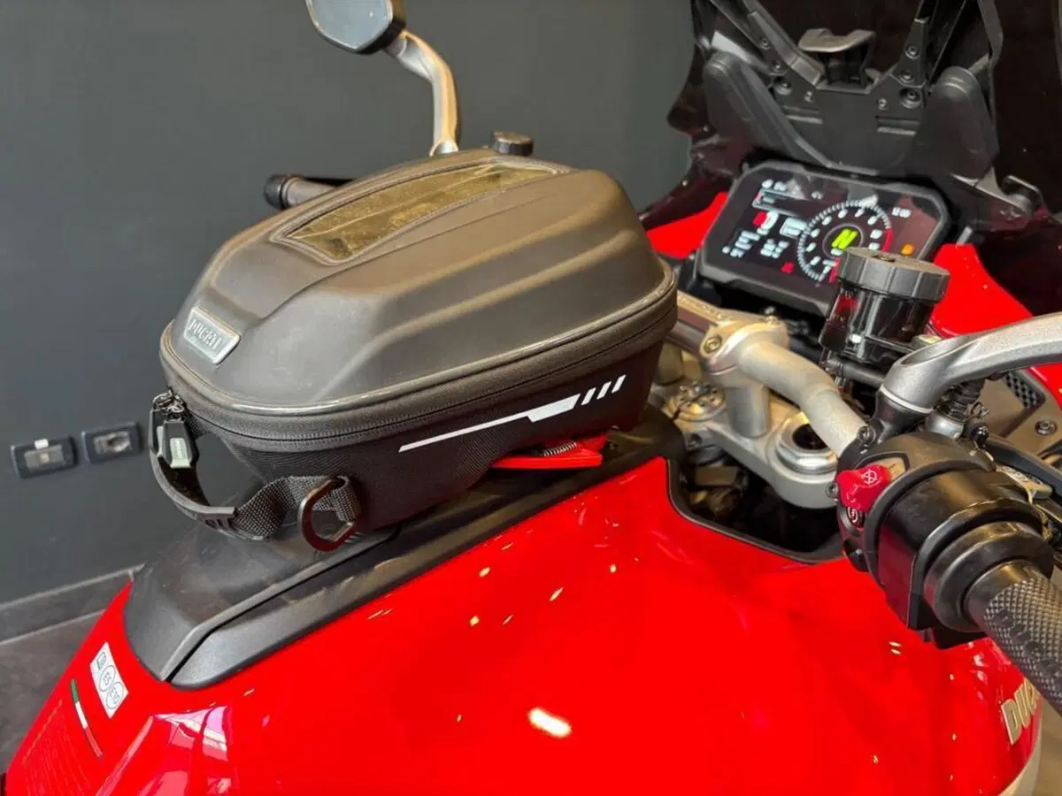 Ducati Multistrada V4 S (2021 - 24) (9)