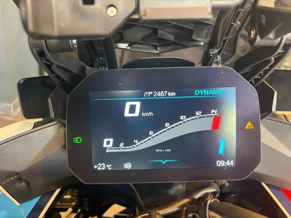 Bmw M 1000 XR (2024 - 27) (7)
