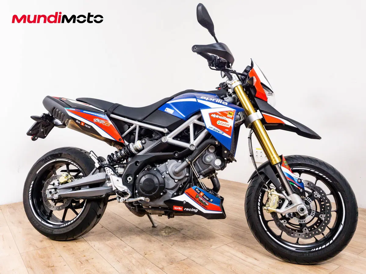 Aprilia Dorsoduro 750 ABS (2009 - 17) (2)