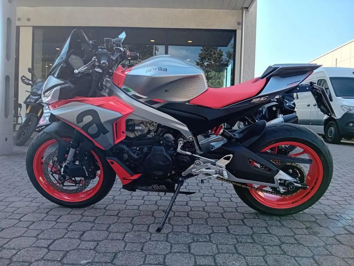 Aprilia Tuono 660 (2021 - 25)