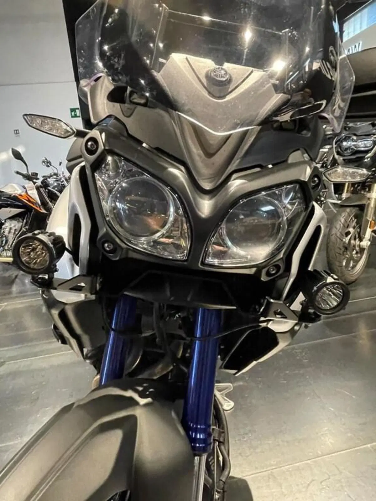 Yamaha XT1200Z Super Ténéré ABS (2015 - 16) (2)