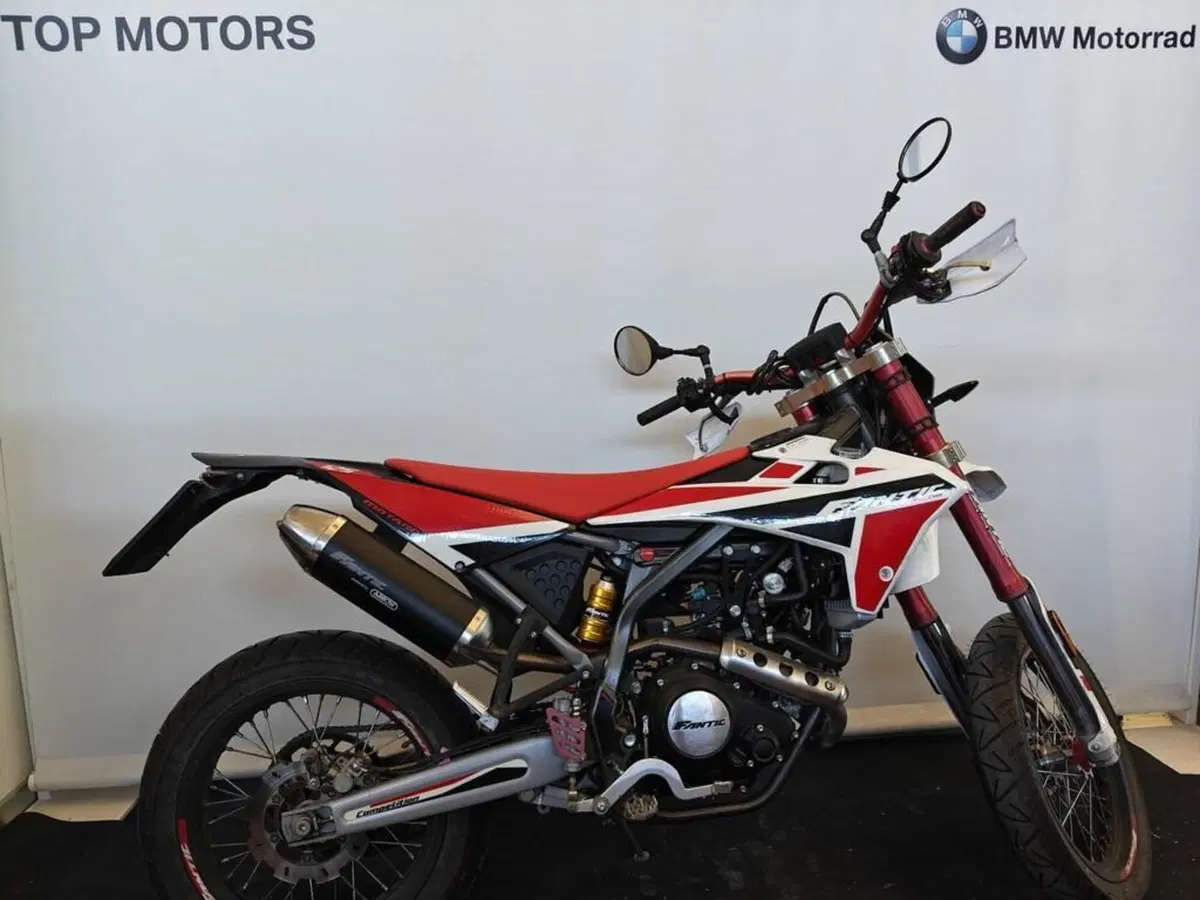 Fantic Motor Motard 125 Competition 4t (2020) (2)