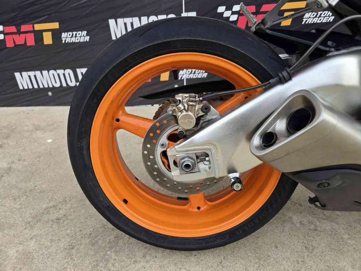 Honda CBR 1000 RR Fireblade (2008 - 11) (14)