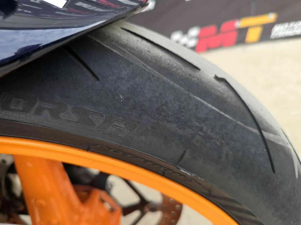 Honda CBR 1000 RR Fireblade (2008 - 11) (22)