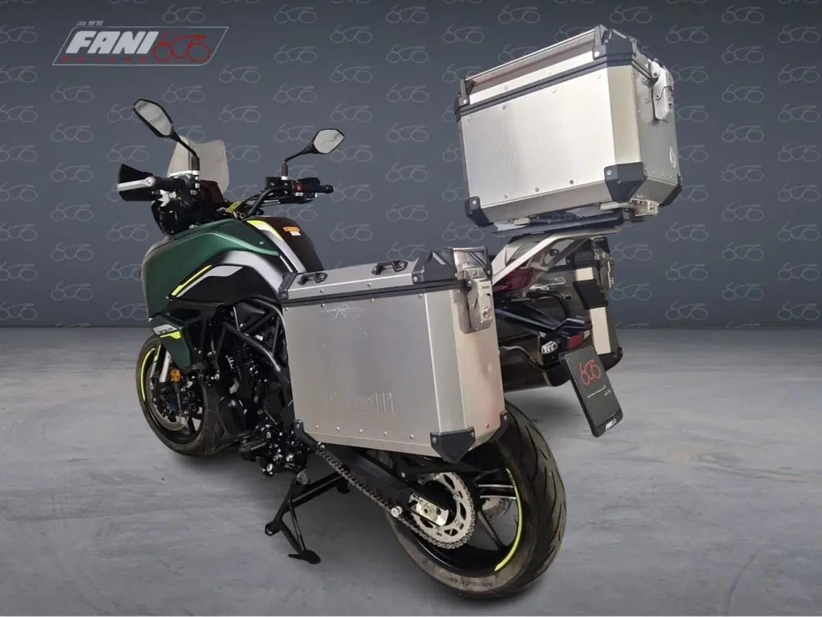 Benelli TRK 702 (2023 - 25) (5)