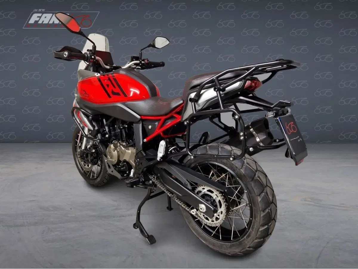 QJ Motor SRT 550 SX (2024) (5)