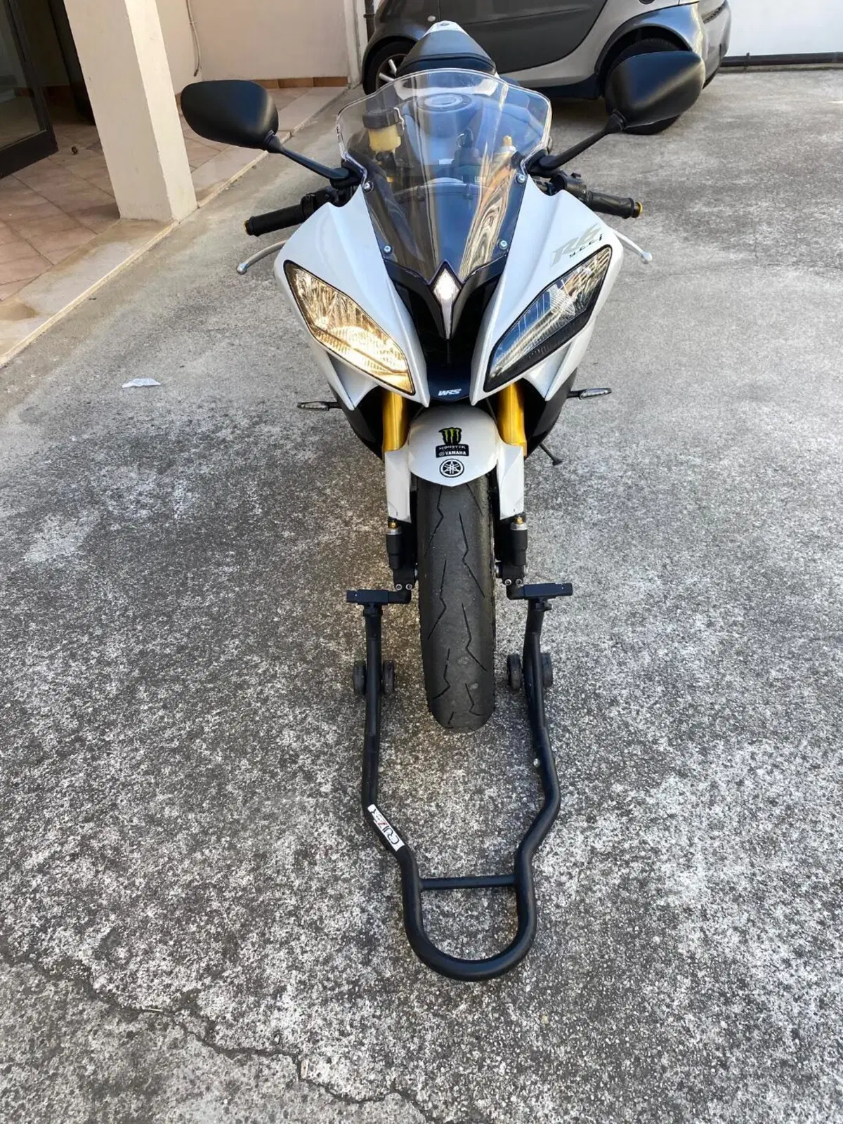 Yamaha YZF R6 (2010 - 16) (5)