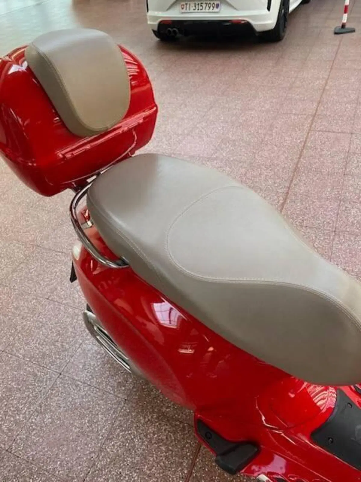 Vespa Primavera 150 3V ie ABS (2016) (6)