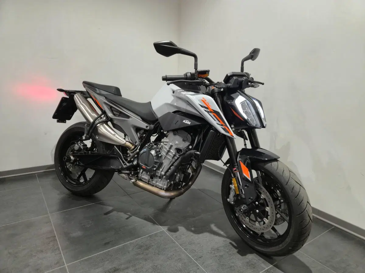 KTM 790 Duke L (2023 - 24) (6)