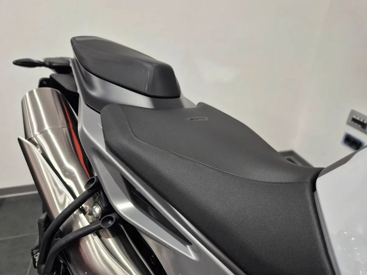 KTM 790 Duke L (2023 - 24) (14)