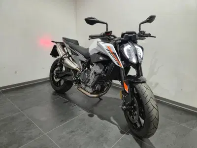 KTM 790 Duke L (2023 - 24) usata