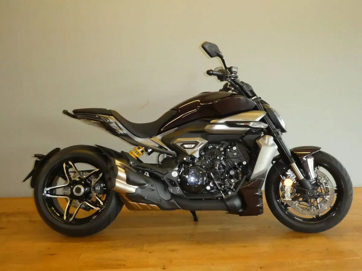 Ducati XDiavel V4 (2025 - 26)