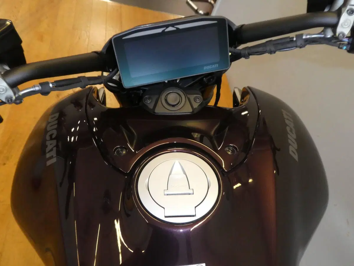 Ducati XDiavel V4 (2025 - 26) (3)