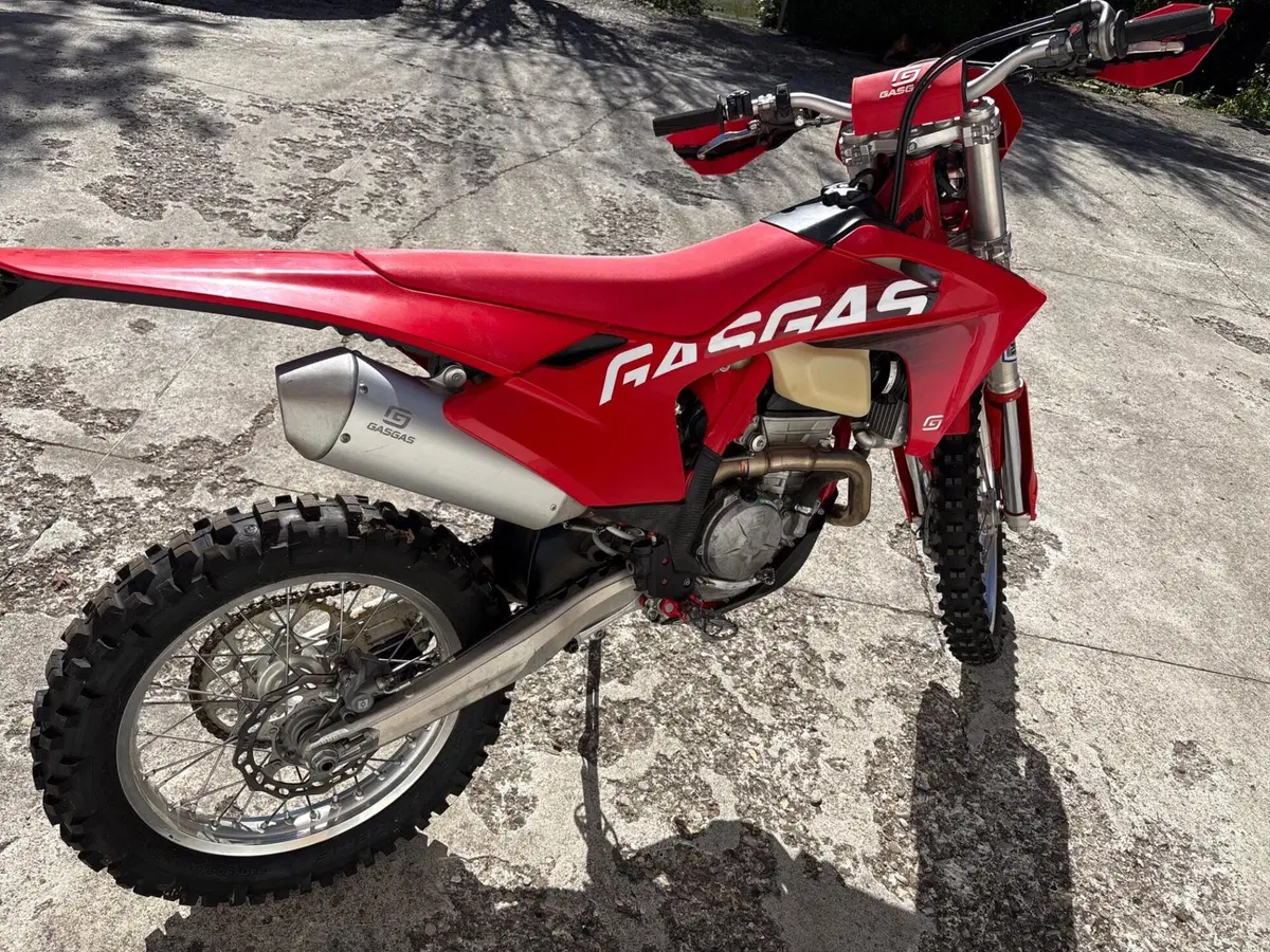 GASGAS EC 250 F (2024) (2)