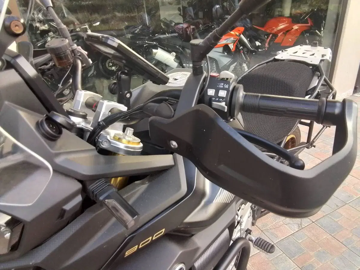 Voge Valico 900DSX (2024 - 26) (14)