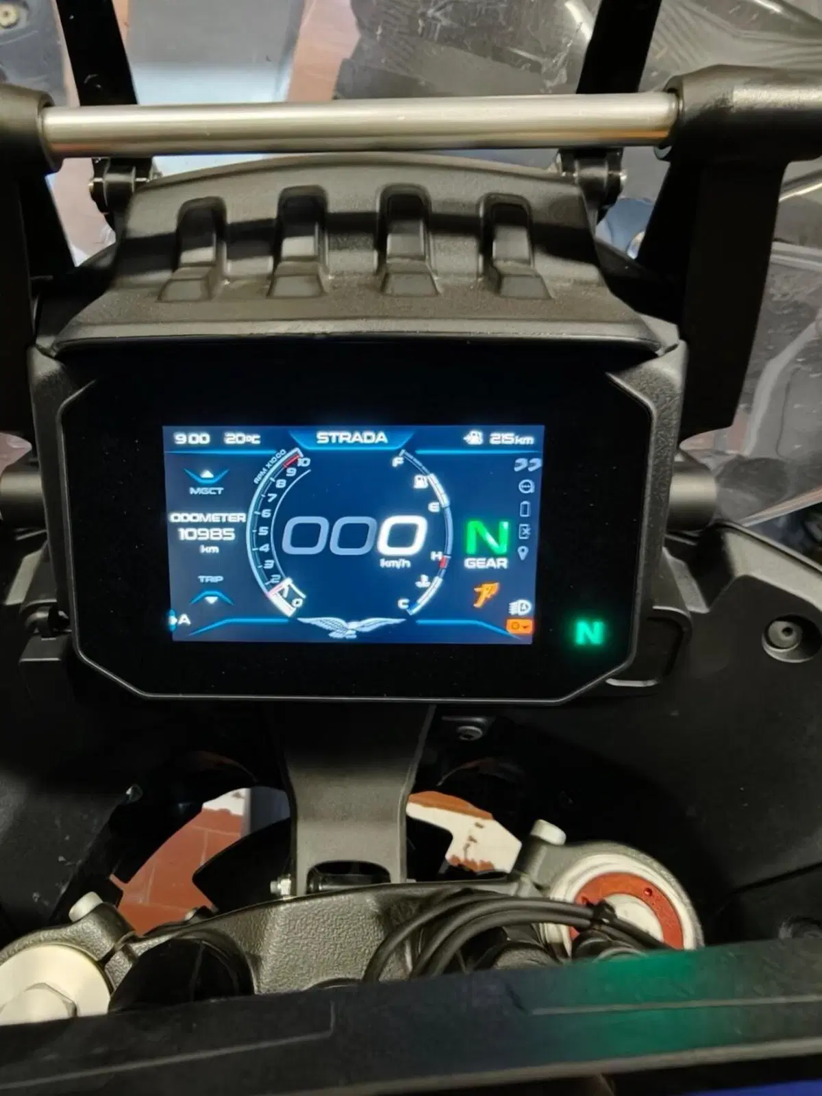 Moto Guzzi Stelvio (2024 - 26) (3)