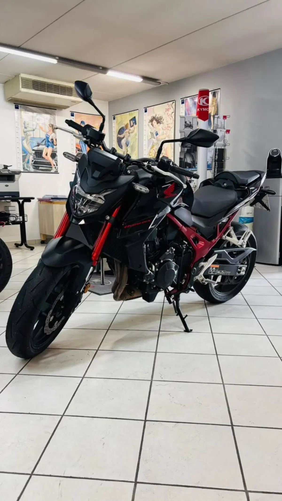 Honda CB 750 Hornet (2023 - 24)