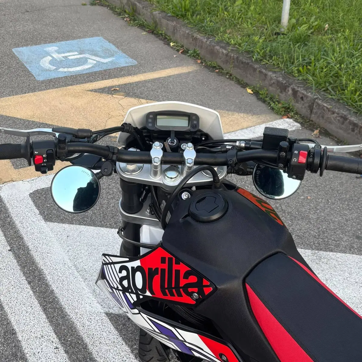 Aprilia SX 125 (2021 - 24) (3)