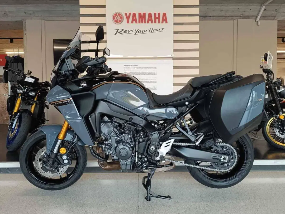 Yamaha Tracer 9 GT+ (2023 - 24) (5)