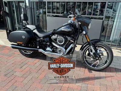 Harley-Davidson 107 Sport Glide (2018 - 20) usata