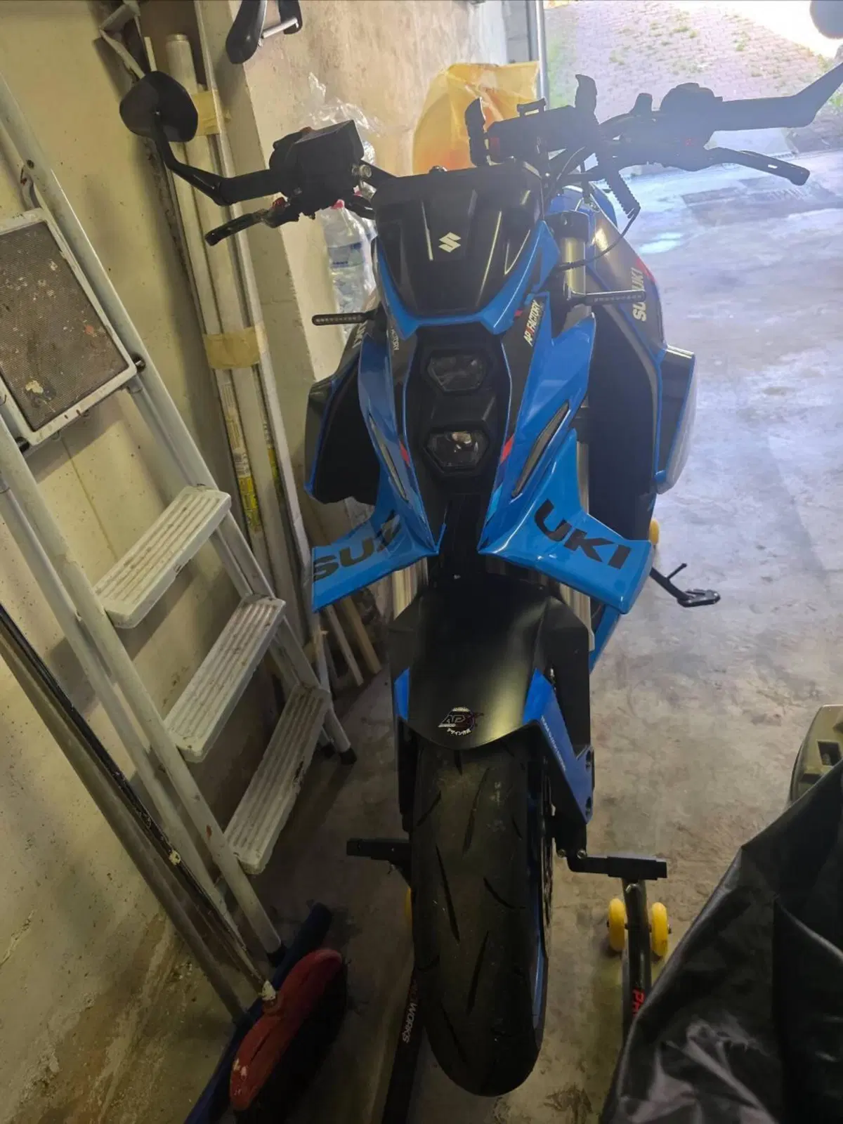 Suzuki GSX-8S Team Suzuki Edition (2024) (10)