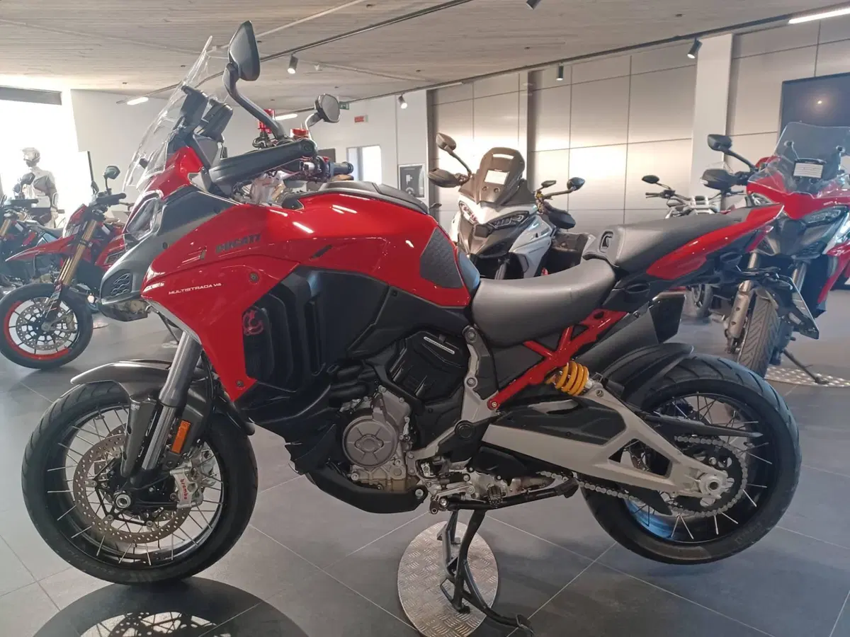 Ducati Multistrada V4 S (2021 - 24) (2)