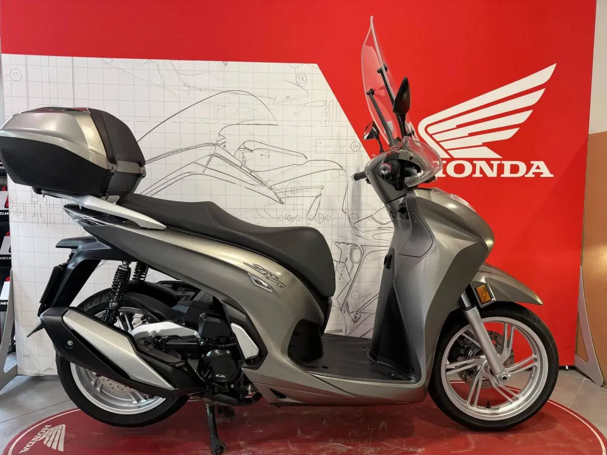 Honda SH 350 (2021 - 24) (8)