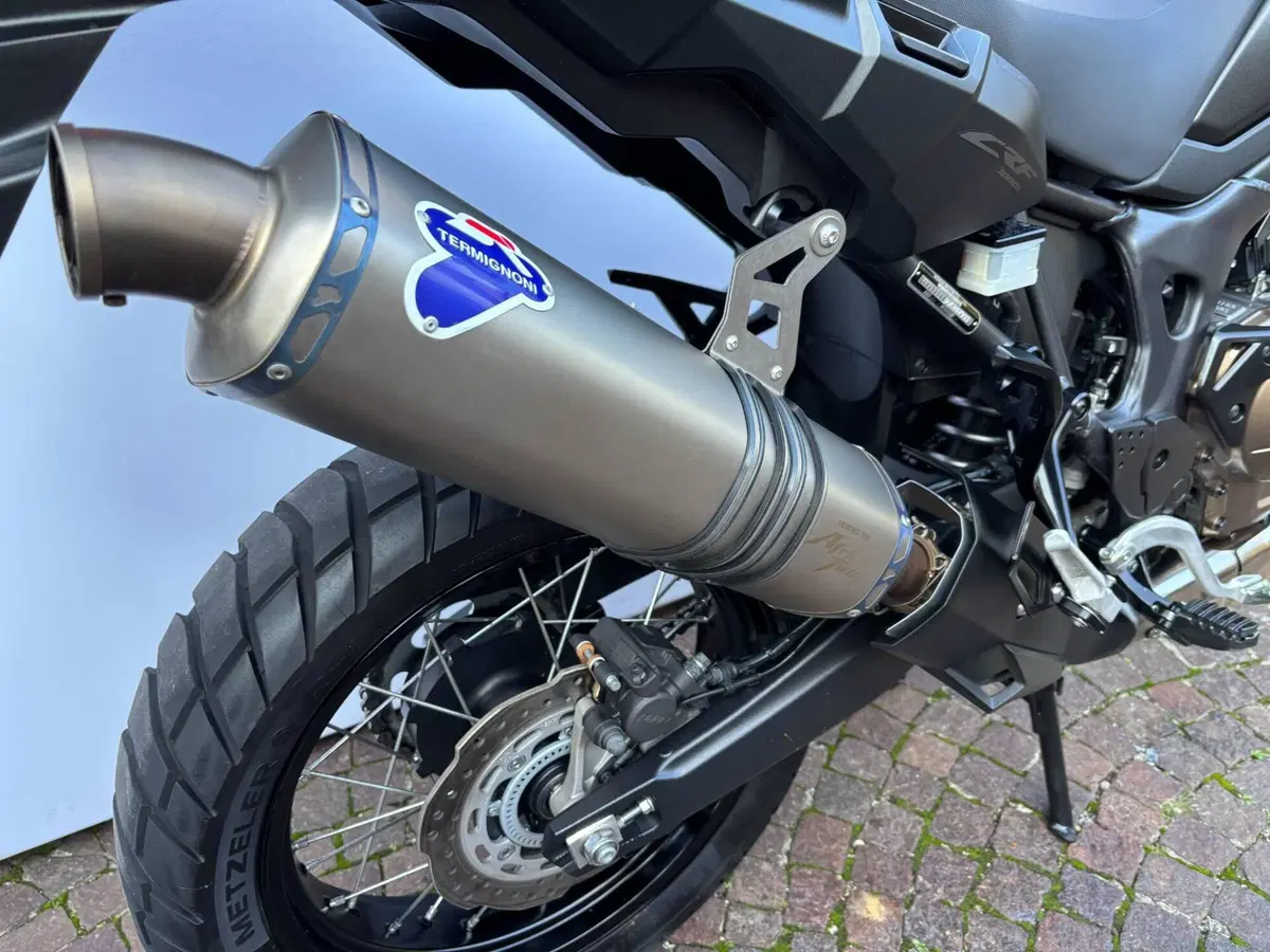 Honda Africa Twin CRF 1000L (2016 - 17) (5)