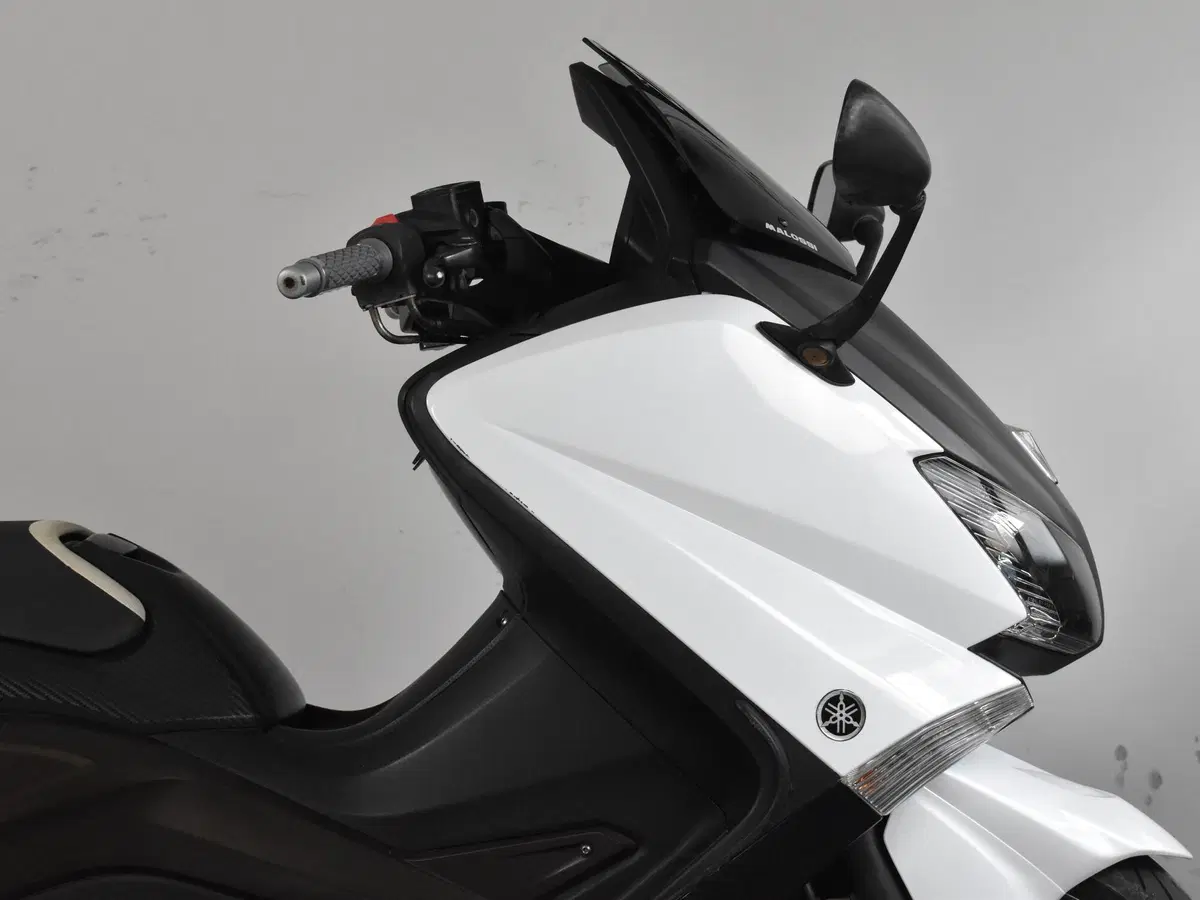 Yamaha T-Max 530 (2012 - 14) (7)