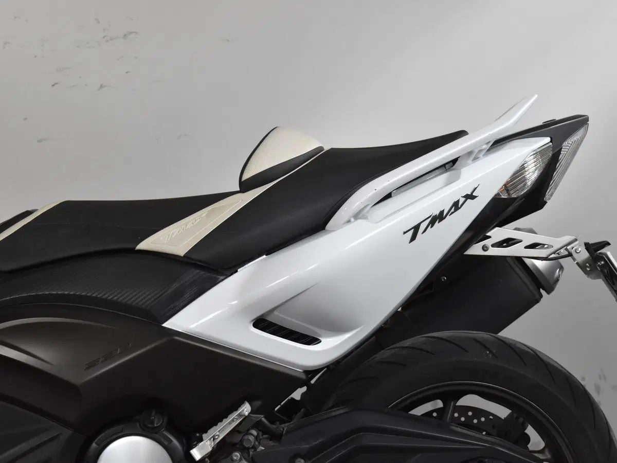 Yamaha T-Max 530 (2012 - 14) (14)