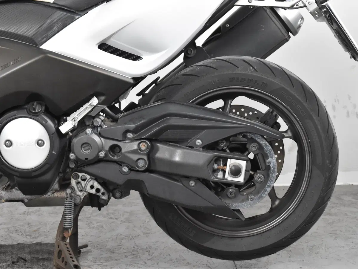 Yamaha T-Max 530 (2012 - 14) (15)