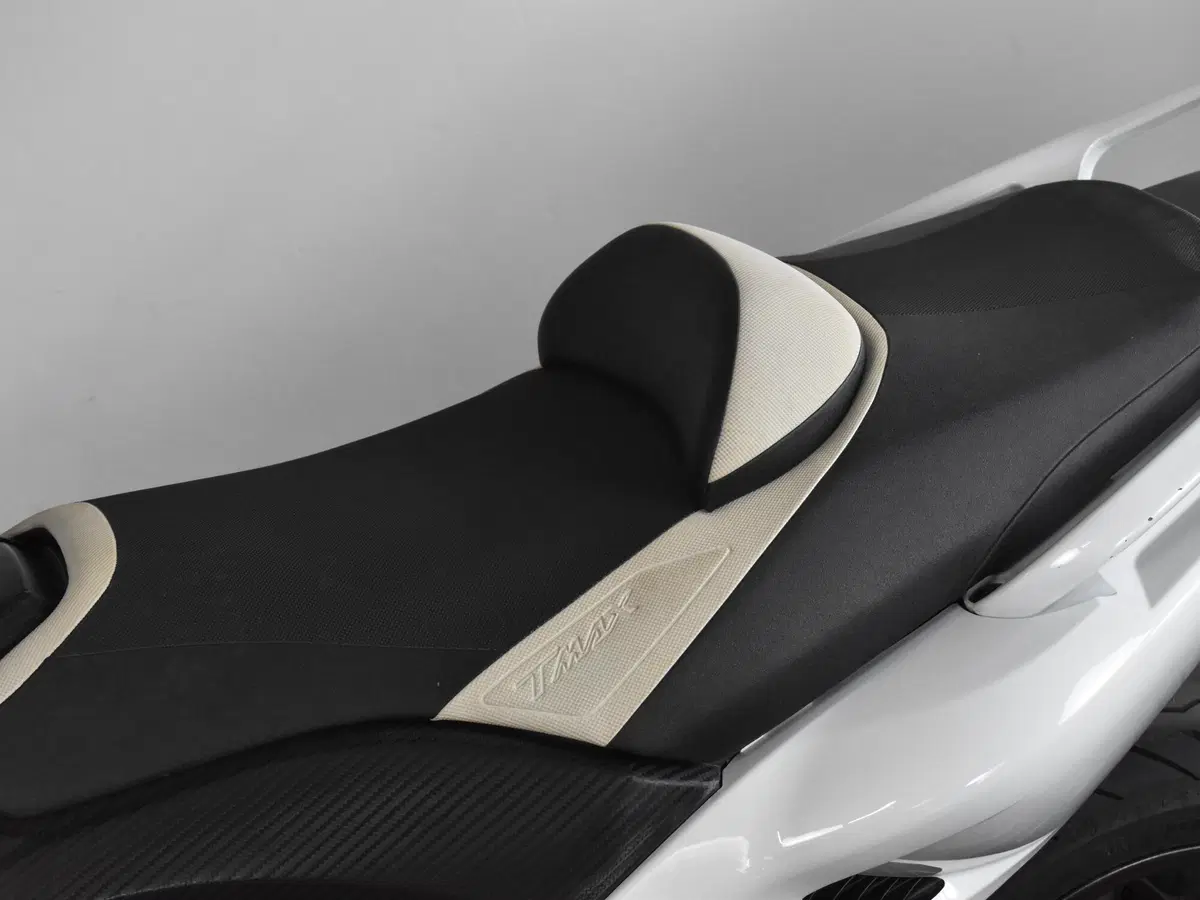 Yamaha T-Max 530 (2012 - 14) (16)