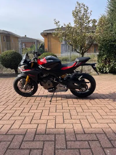 Aprilia Tuono 660 Factory (2025 - 26) usata