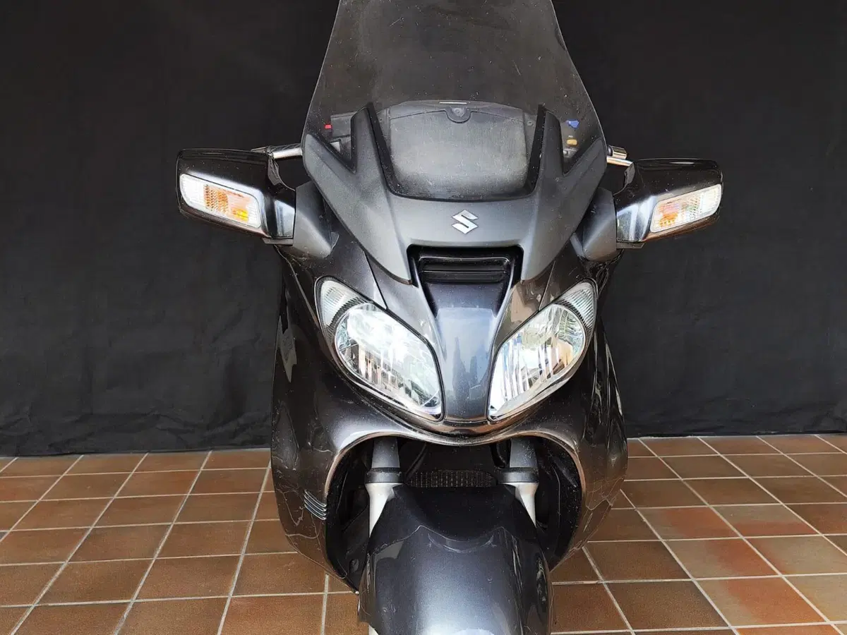 Suzuki Burgman AN 650 Executive (2004 - 06) (3)