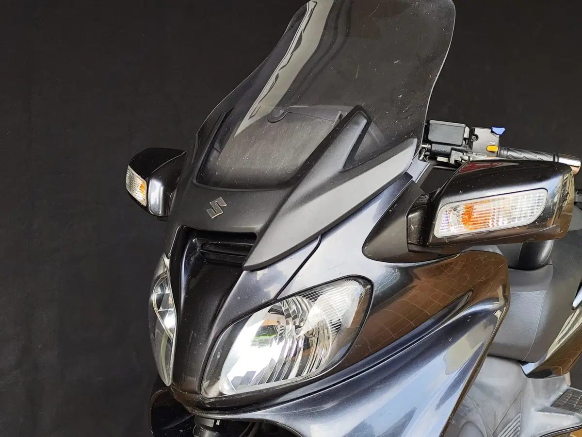 Suzuki Burgman AN 650 Executive (2004 - 06) (7)