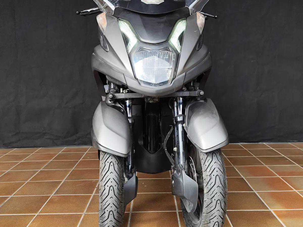 Yamaha Tricity 155 (2017 - 20) (3)