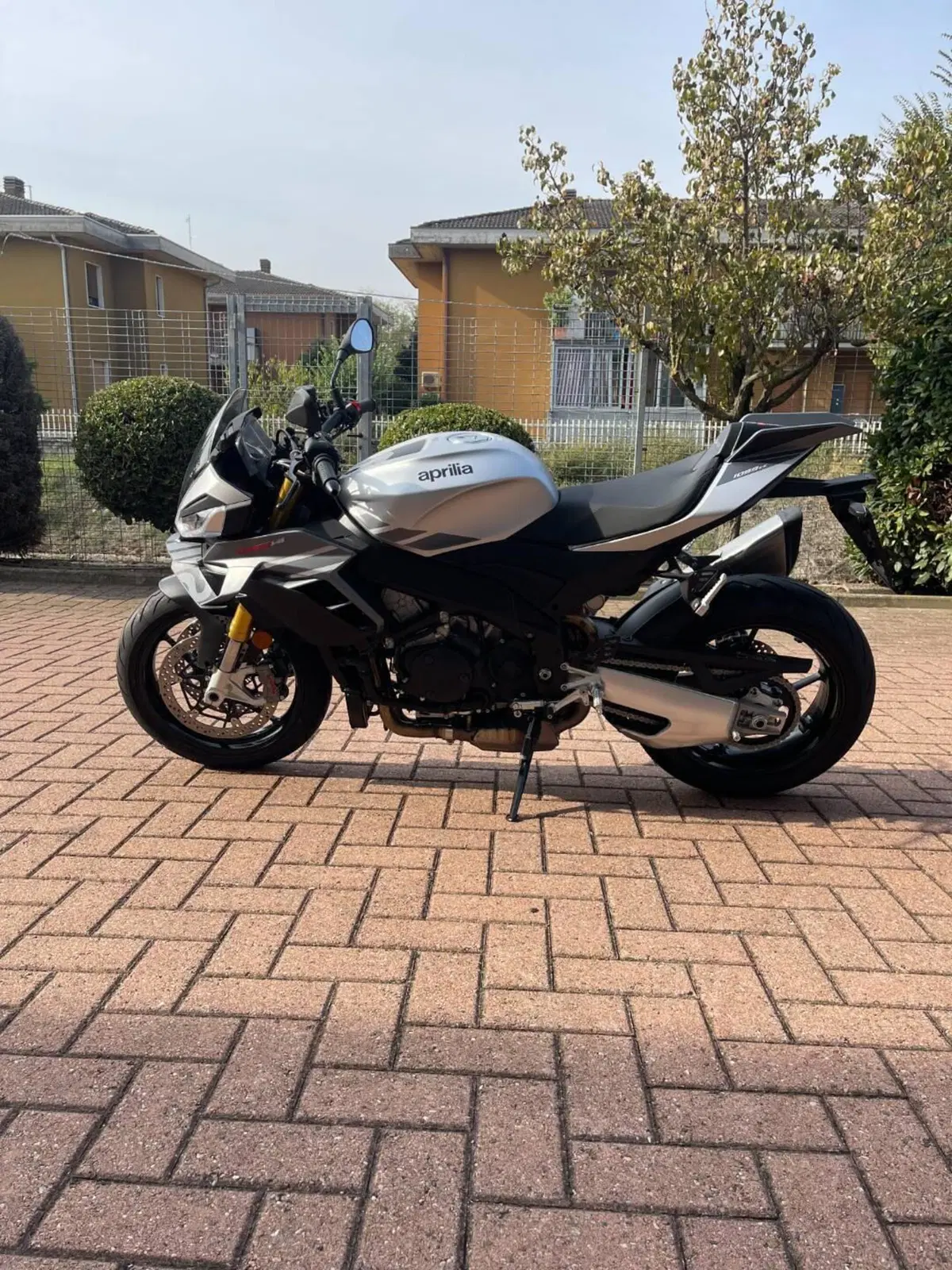 Aprilia Tuono V4 (2025 - 26)