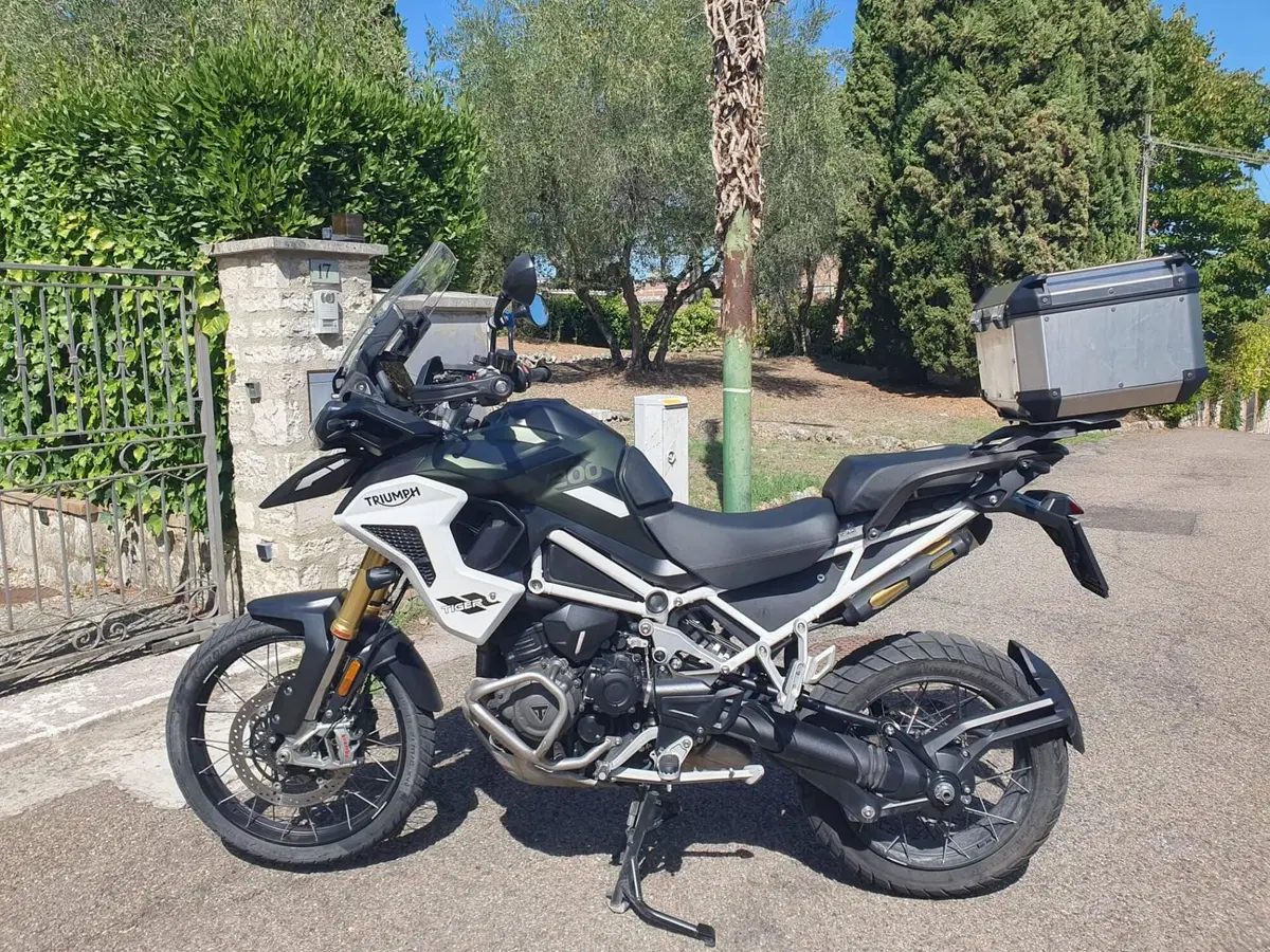 Triumph Tiger 1200 Rally Pro (2022 - 23) (2)