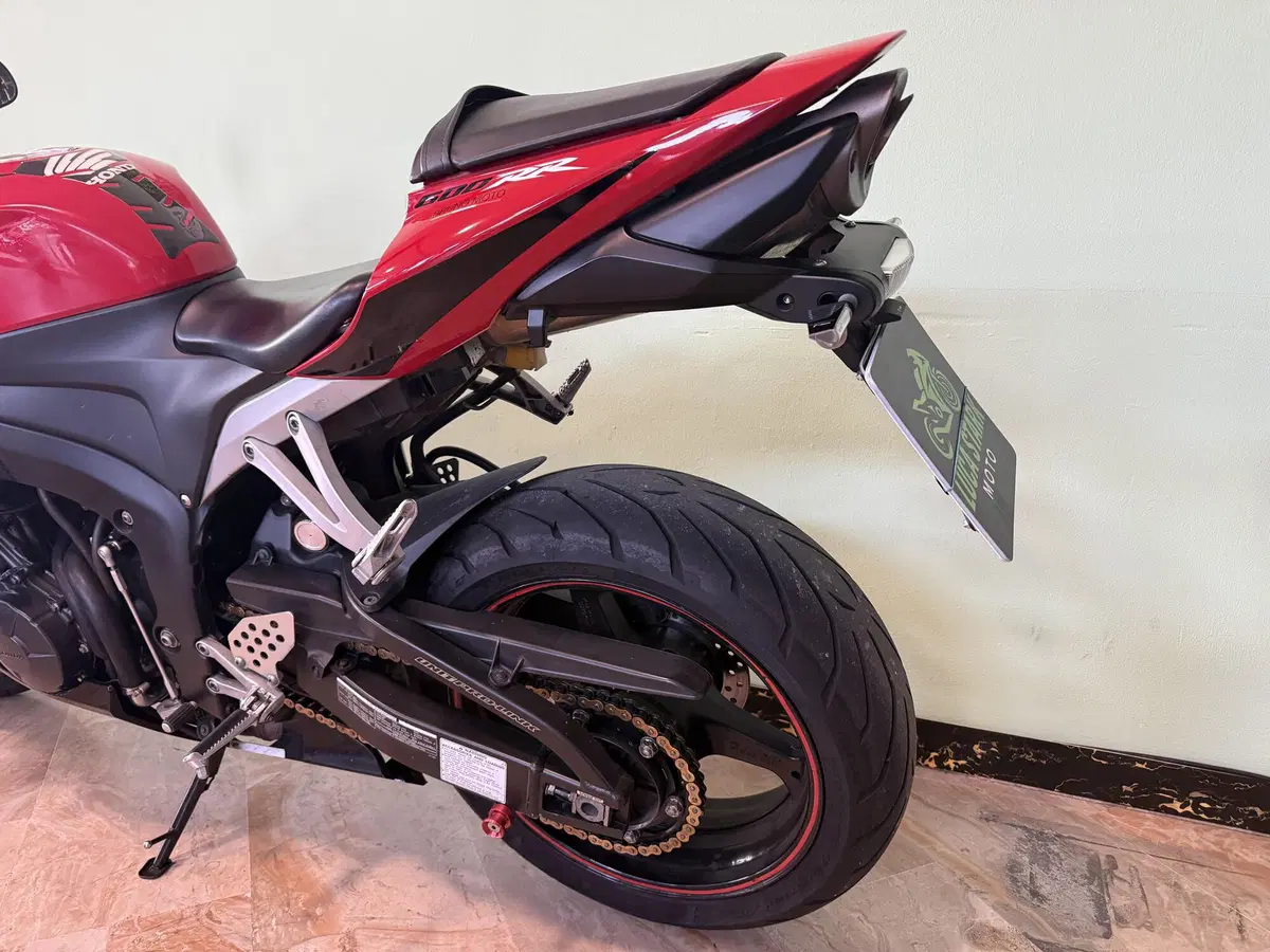 Honda CBR 600 RR (2007 - 08) (11)