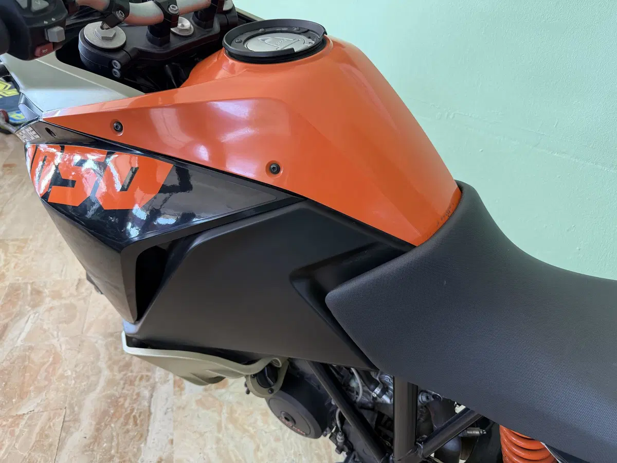 KTM 1050 Adventure (2015 - 16) (14)