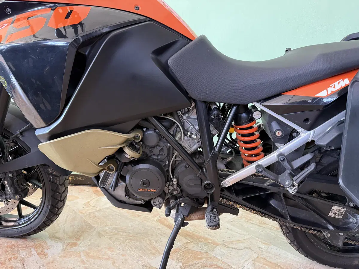 KTM 1050 Adventure (2015 - 16) (15)