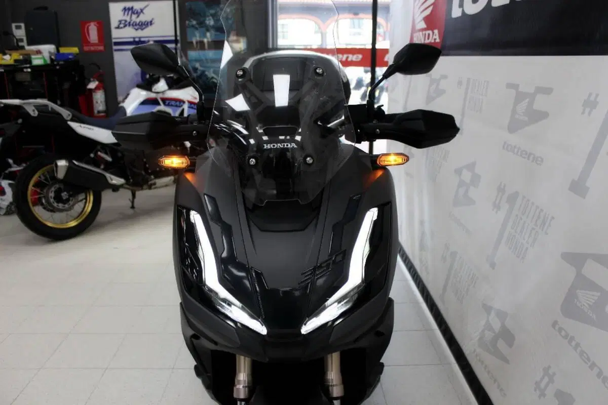 Honda ADV 350 (2022 - 24) (4)