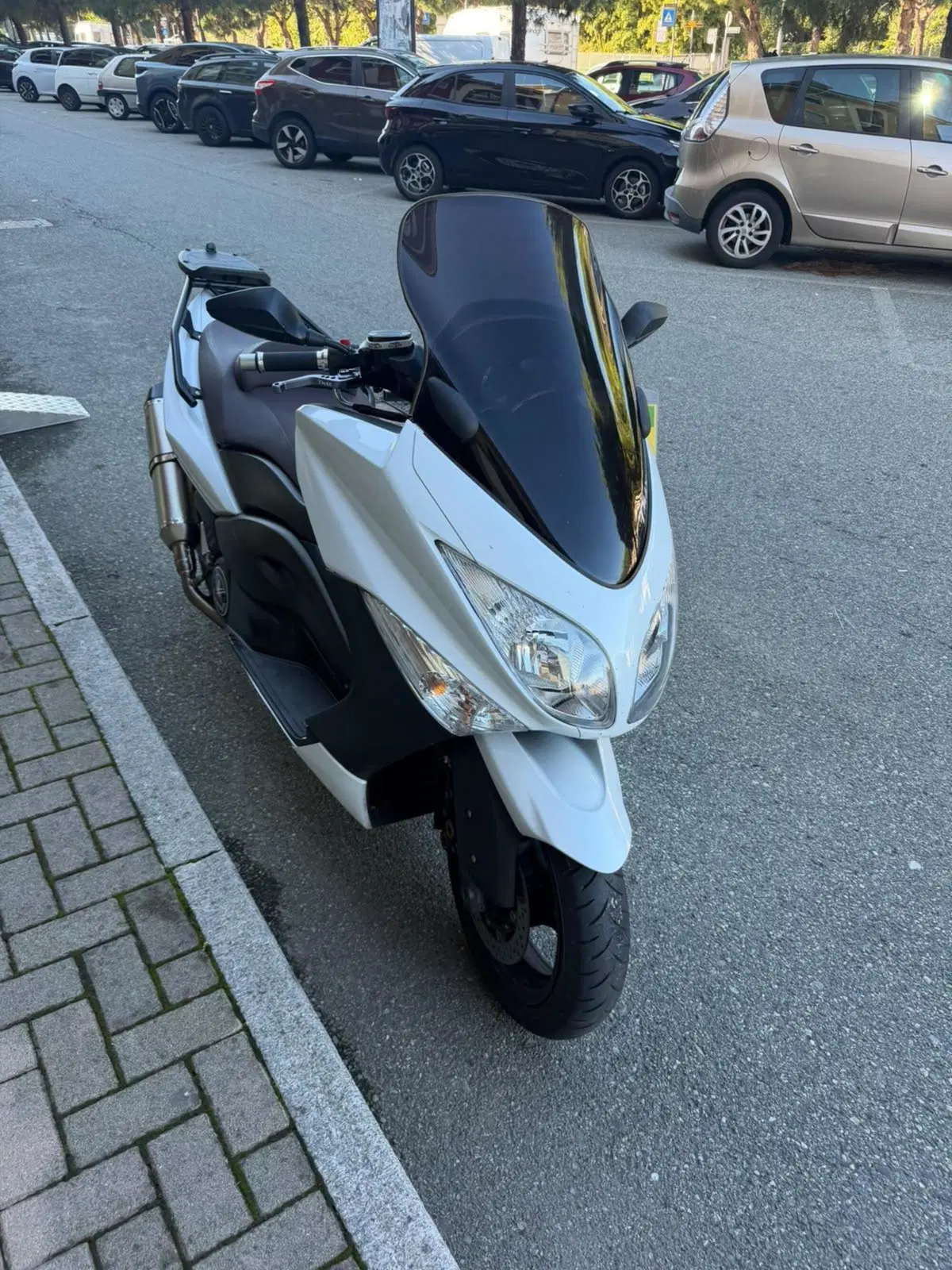 Yamaha T-Max 500 White Max (2010 - 11) (7)